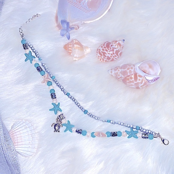 Beach Vibes Beaded Double Layered Turquoise StarFish & SeaTurtle Charm Bracelet - Picture 4 of 13